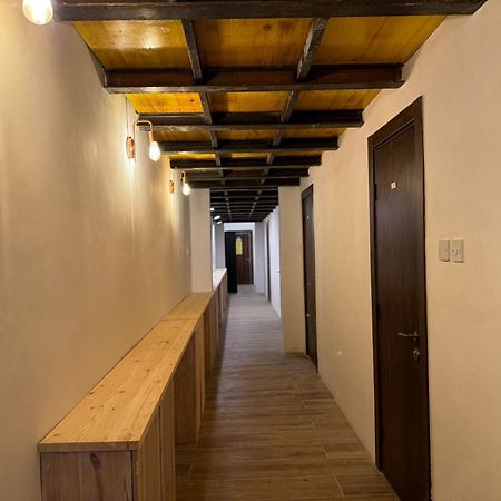Balzan Dragon'S Den Hostel מראה חיצוני תמונה