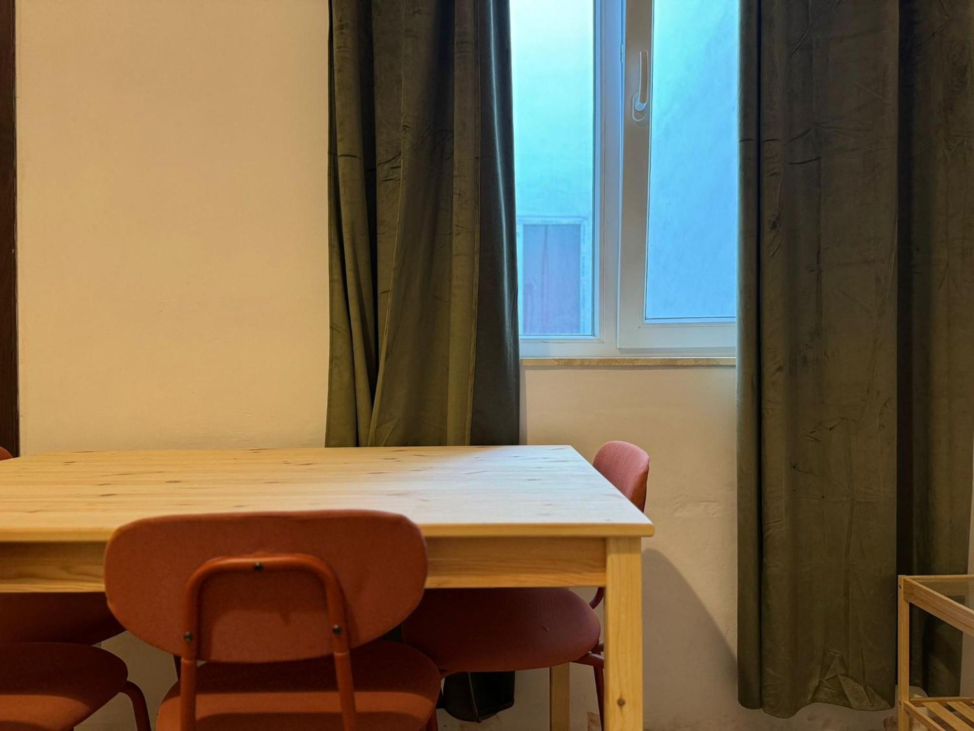 Balzan Dragon'S Den Hostel מראה חיצוני תמונה